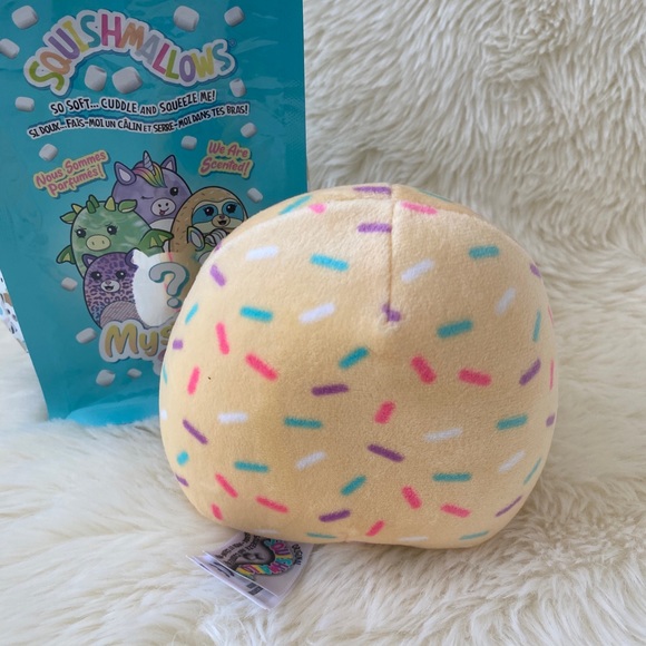 Brand New Squishmallow 5” Sprinkles the Sloth - Picture 3 of 3